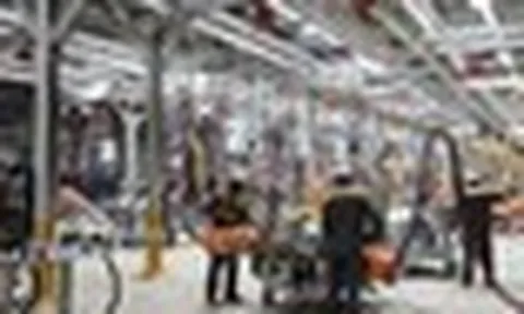 Tỷ phú Phạm Nhật Vượng đồng loạt tuyển hơn 6.200 lao động tại quê nhà: Chỉ cần tốt nghiệp cấp 2 đã có cơ hội, có vị trí thu nhập đến 41 triệu đồng/tháng