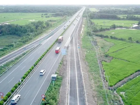 Phí sử dụng đường bộ được đề xuất giảm trong năm 2023