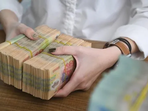 Thêm ngân hàng giảm lãi suất tiền gửi từ 26/12
