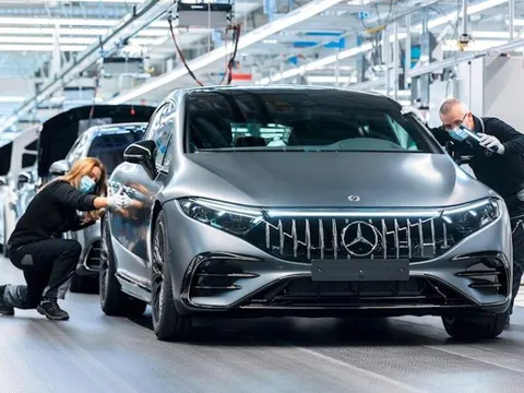 Mercedes đầu tư hơn 1 tỷ USD cho sản xuất xe điện