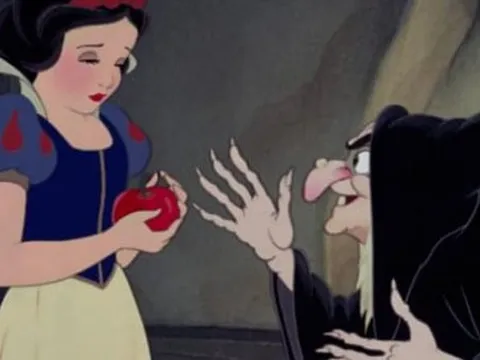 10 chi tiết khó hiểu từ loạt phim công chúa Disney: Đôi giày của Lọ Lem đến giờ vẫn là bí ẩn