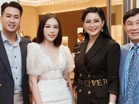 Linh Rin tiết lộ nội dung trong nhóm chat chung và thông lệ của nhà chồng hào môn