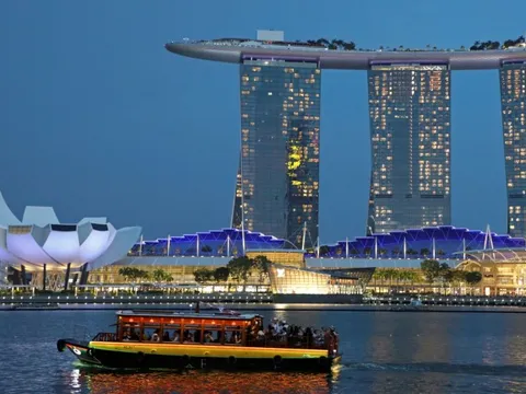 Là quốc gia ASEAN thứ hai công bố kết quả kinh tế 2022, tăng trưởng GDP của Singapore cao hay thấp so với Việt Nam?