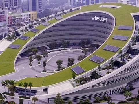 Trở lại "vùng đỉnh" sau 4 năm suy giảm, Viettel lãi trước thuế hơn 43.000 tỷ đồng trong năm 2022, doanh thu dịch vụ nước ngoài lần đầu tiên lên tới 3 tỷ USD