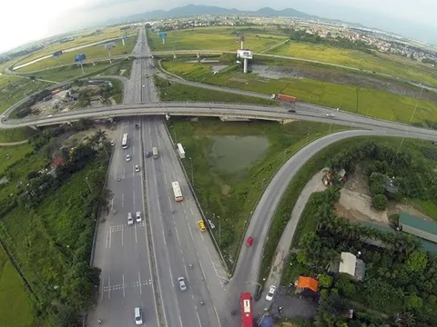 VEC lý giải về việc điều chỉnh mức thu phí 4 tuyến đường bộ cao tốc