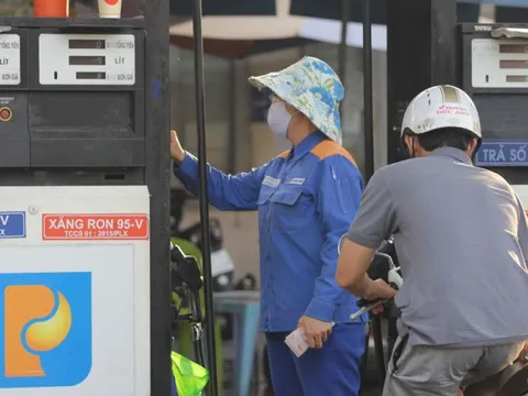 Petrolimex lãi gấp gần 7 lần kế hoạch