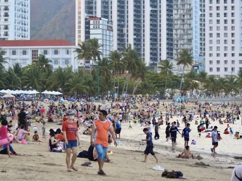 Khánh Hòa: Doanh thu du lịch đạt hơn 1.306 tỷ đồng dịp lễ 30/4 và 1/5