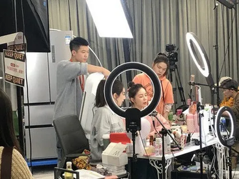 Người livestream bán hàng phải xác thực bằng căn cước công dân