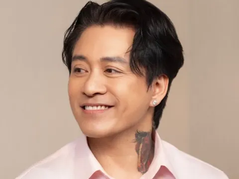 Tuấn Hưng chạy nước rút