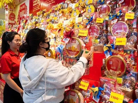 Thị trường giỏ quà Tết khởi động sớm, phân khúc bình dân được ưa chuộng