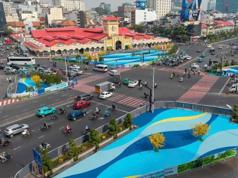 Sở Quy hoạch- Kiến trúc TPHCM đề nghị tạm dừng chỉnh trang tại chợ Bến Thành, Hồ Con Rùa