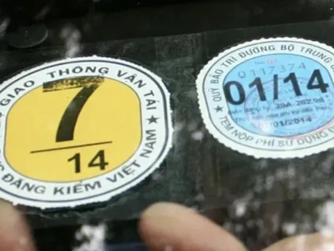 Sắp "hết thời" dán tem đăng kiểm trên kính ô tô?