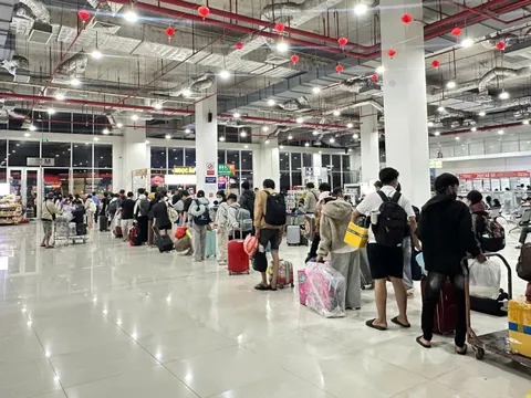 TP HCM tăng cường 2.200 xe khách liên tỉnh phục vụ dịp Tết