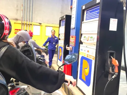 Bộ Công Thương thông báo về thời gian điều chỉnh giá xăng dầu sắp tới