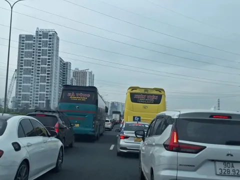 Vì sao tình hình ùn ứ, ùn tắc giao thông cục bộ tiếp tục xảy ra trong dịp nghỉ Tết?