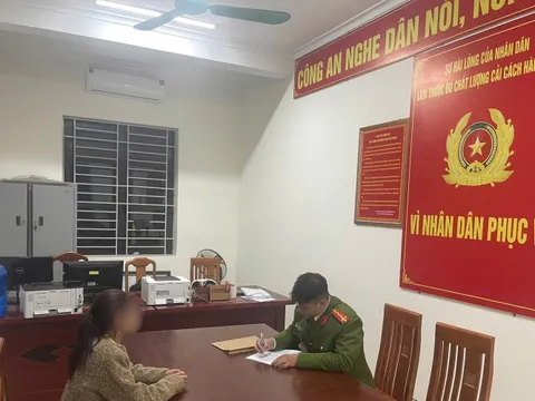 Người phụ nữ bị đánh ngã gục xuống đường: Triệu tập 2 cô gái trẻ liên quan