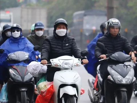 Không khí lạnh tràn về, miền Bắc chuyển mưa rét sau những ngày nóng 30 độ C