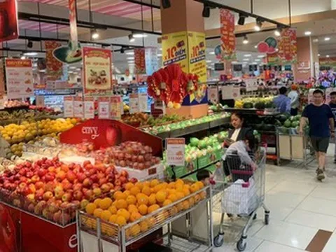 Thị trường mùng 4 Tết, giá cả ổn định, hàng hóa, thực phẩm phong phú