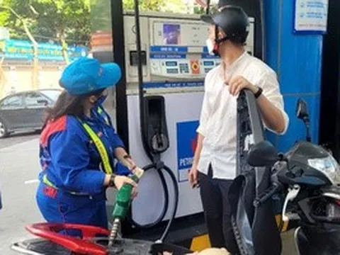 Liên tiếp xả mạnh Quỹ Bình ổn để hạ nhiệt giá xăng dầu, nếu hết quỹ sẽ thế nào?