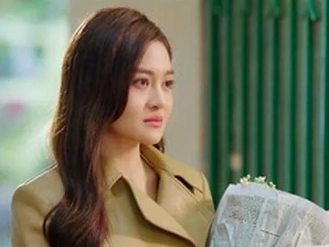 Nhan sắc xinh đẹp của "người yêu cũ" đang nhận "gạch đá" trên phim giờ vàng VTV