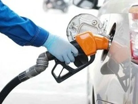 Giá dầu mazut tăng hơn 17.400 đồng/lít