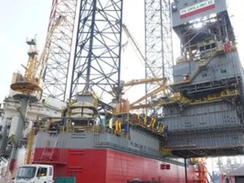 Cận cảnh "siêu giàn khoan" hiện đại nhất PV Drilling vừa được đặt tên tại TPHCM