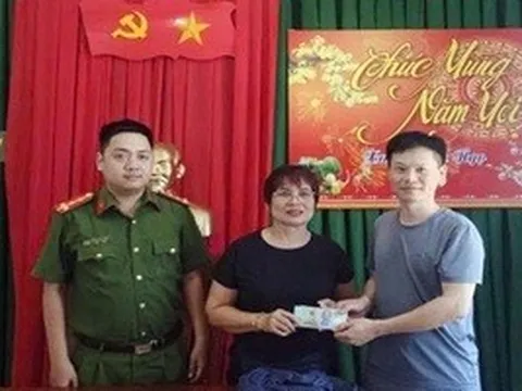 Bỏ quên 32,4 triệu đồng ở quán cơm, diễn biến sau đó thật ấm lòng