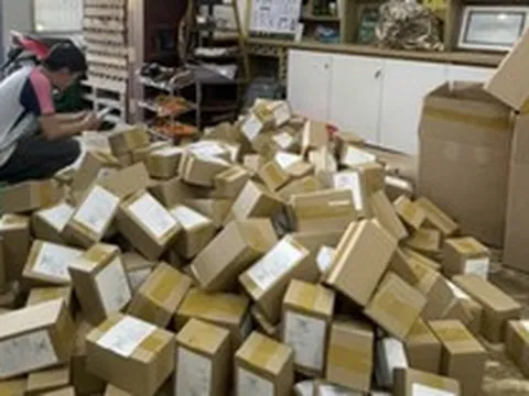 Nhiều tài khoản bán hàng trên Facebook bị "bay màu", điều gì đang xảy ra?