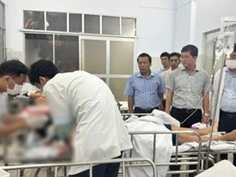 Xe lao xuống vực 4 người tử vong: Tài xế đang làm việc với công an