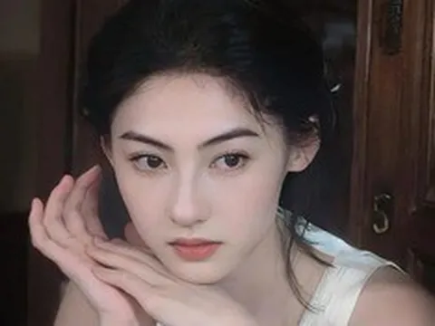 "Minh tinh số 1 showbiz" bất ngờ được tìm kiếm nóng