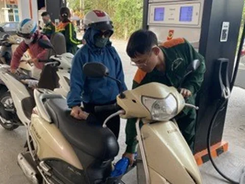 Kiến nghị dùng tiền nhàn rỗi từ quỹ tài chính ngoài ngân sách bình ổn giá xăng dầu