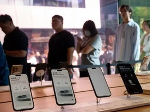 Microsoft yêu cầu nhân viên tại Trung Quốc chuyển sang dùng iPhone 15
