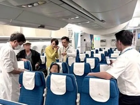 Hành khách bất tỉnh trên chuyến bay từ San Francisco về TPHCM