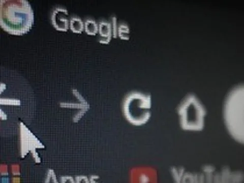 Bạn có đang là nạn nhân của chiêu trò "bắt cóc" nút Back? Google công bố án phạt nặng cho các web vi phạm