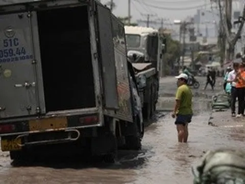 TPHCM duyệt sửa khẩn cấp đường vào cụm cảng Tân Thuận