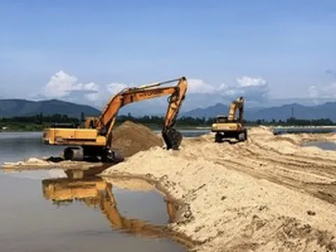 Bộ Xây dựng nói gì về vật liệu xây dựng khan hiếm, đắt đỏ ở các tỉnh phía Nam?