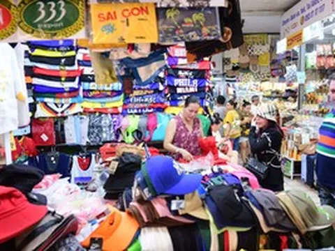 Hộ kinh doanh cần ngưỡng miễn thuế hợp lý