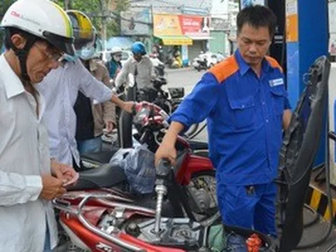 Giá xăng dầu tiếp tục giảm, dầu diesel giảm tới 3.185 đồng/lít