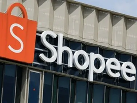 Người bán hàng trên Shopee vừa nhận thông báo quan trọng
