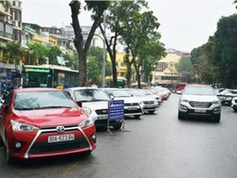 Hà Nội muốn thu phí tối đa tới 400.000 đồng/m2 vỉa hè, lòng đường làm nơi trông giữ ô tô