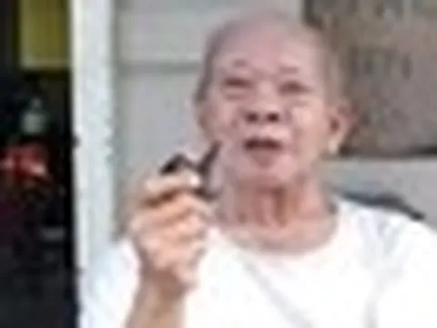 Nhà thơ Phạm Thiên Thư qua đời