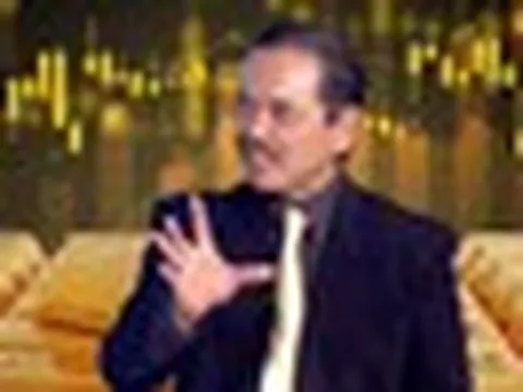 'Cần có chính sách để người dân sẵn sàng bán vàng, đưa tiền ra mở cửa hàng hoặc đầu tư sản xuất, kinh doanh'
