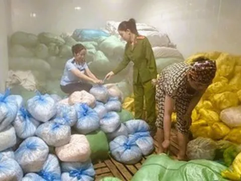 Thanh Hóa phát hiện 14 tấn bì heo không rõ nguồn gốc xuất xứ