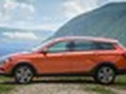 Lộ giá xe Lada nhập khẩu Nga: To ngang Corolla Cross mà chưa tới 600 triệu