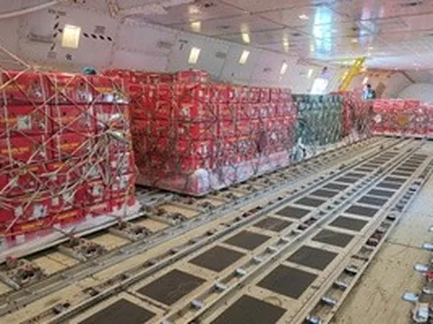 VIDEO: Chuyến bay đặc biệt đưa 98 tấn nông sản Việt vào chuỗi bán lẻ nổi tiếng thế giới