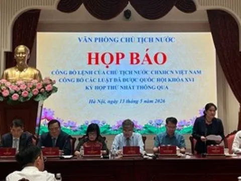 Công bố Lệnh của Chủ tịch nước về luật thuế liên quan đến hộ kinh doanh