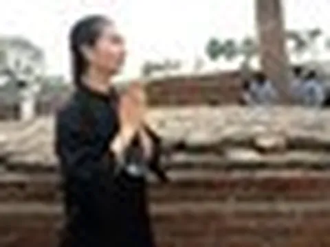 Nữ ca sĩ hàng đầu Việt Nam: Cha ruột nương nhờ cửa Phật, lấy chồng ngoại quốc, 2 con ăn chay từ 0 tuổi