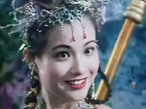 Cuộc sống giàu có và xa hoa của "yêu tinh xinh đẹp bậc nhất Tây du ký"