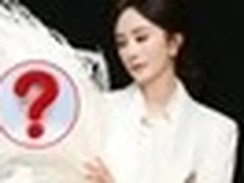 Gương mặt biến dạng như “người ngoài hành tinh” của Dương Mịch