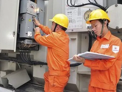 Bộ Công Thương sửa Thông tư, áp ngay giá điện theo khung giờ cao điểm mới